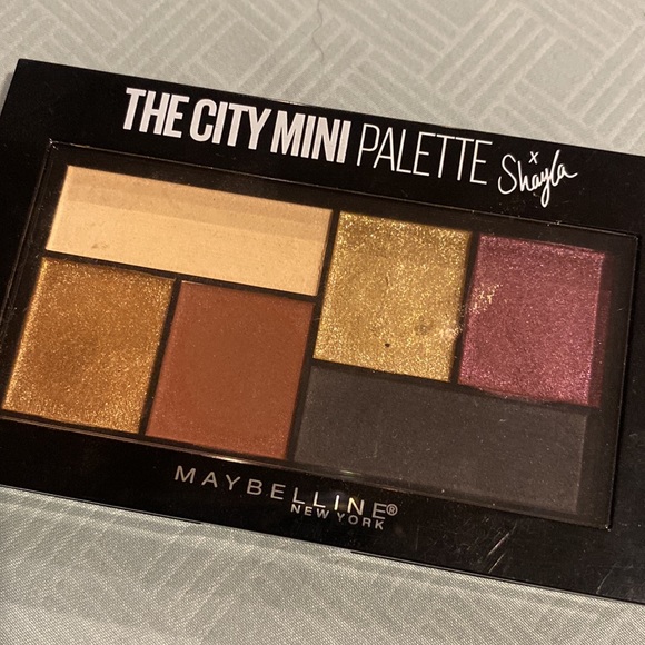 Maybelline City Mini Eyeshadow Palette Shayla - Picture 3 of 4